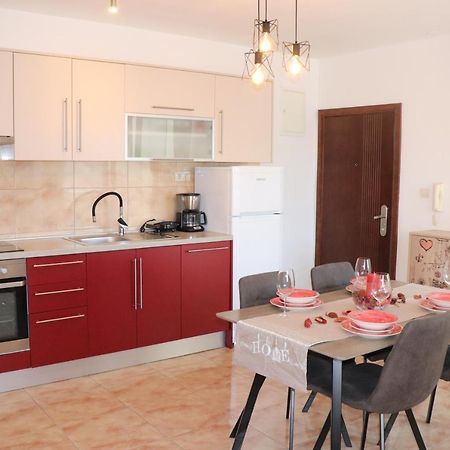 Apartments Kikaso - Near Mall Of Split, Free Parking Esterno foto