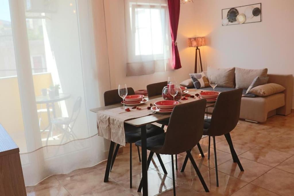 Apartments Kikaso - Near Mall Of Split, Free Parking Esterno foto