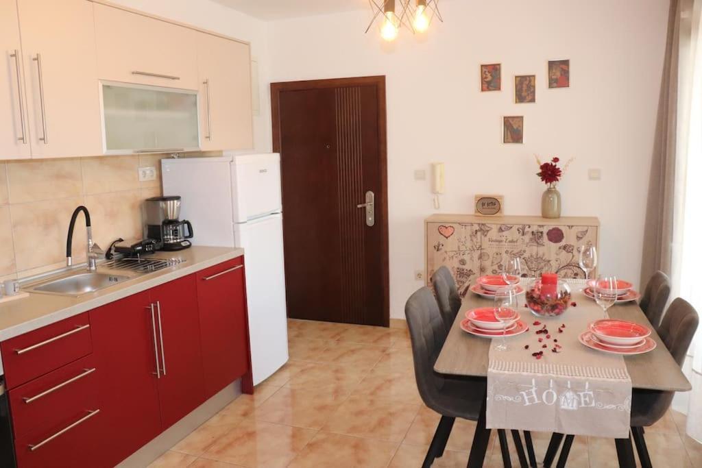 Apartments Kikaso - Near Mall Of Split, Free Parking Esterno foto