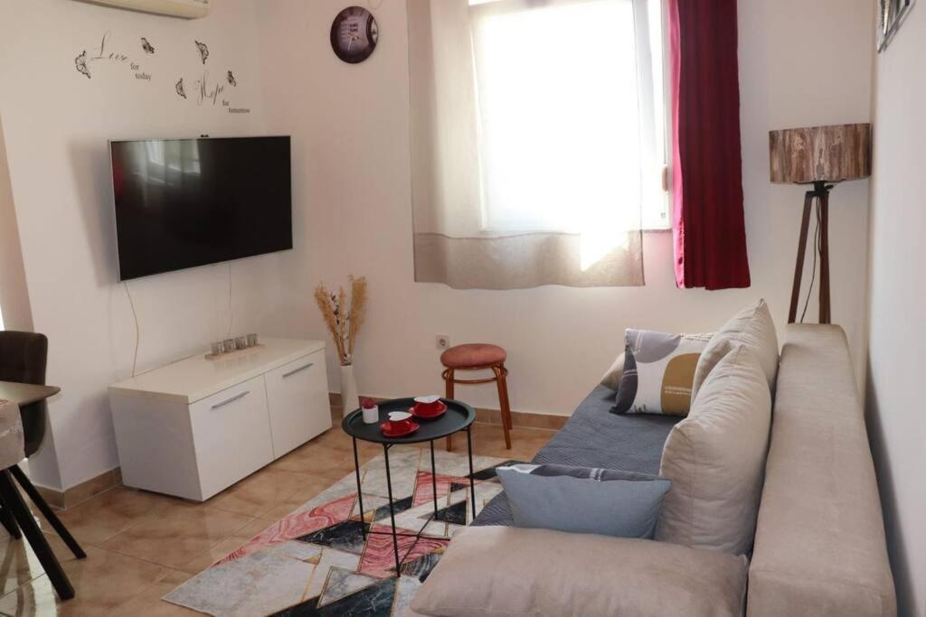 Apartments Kikaso - Near Mall Of Split, Free Parking Esterno foto