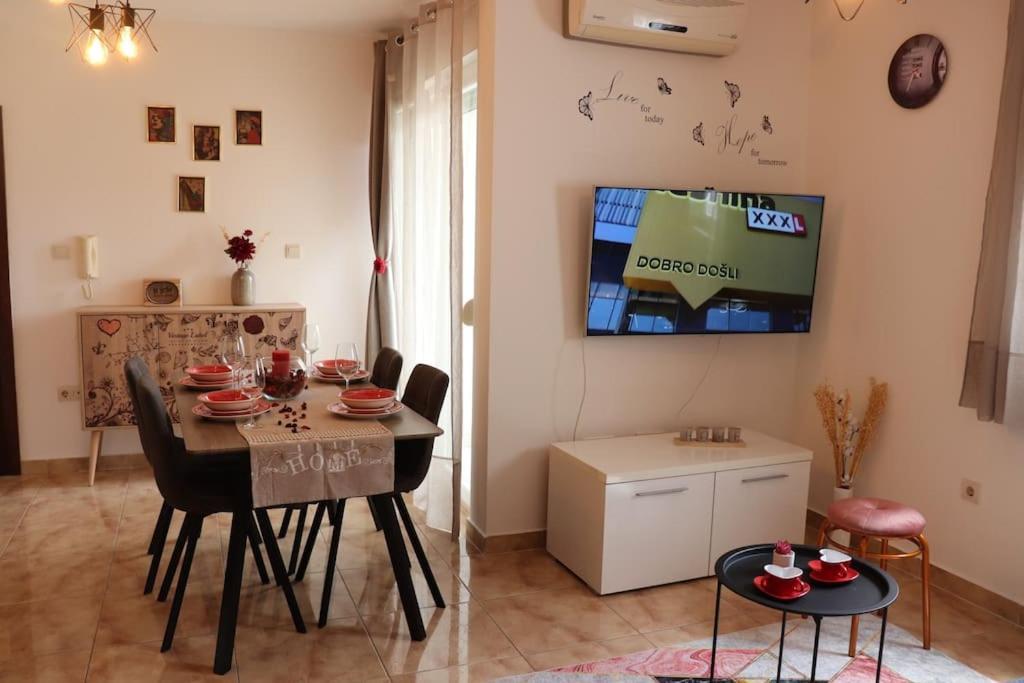 Apartments Kikaso - Near Mall Of Split, Free Parking Esterno foto